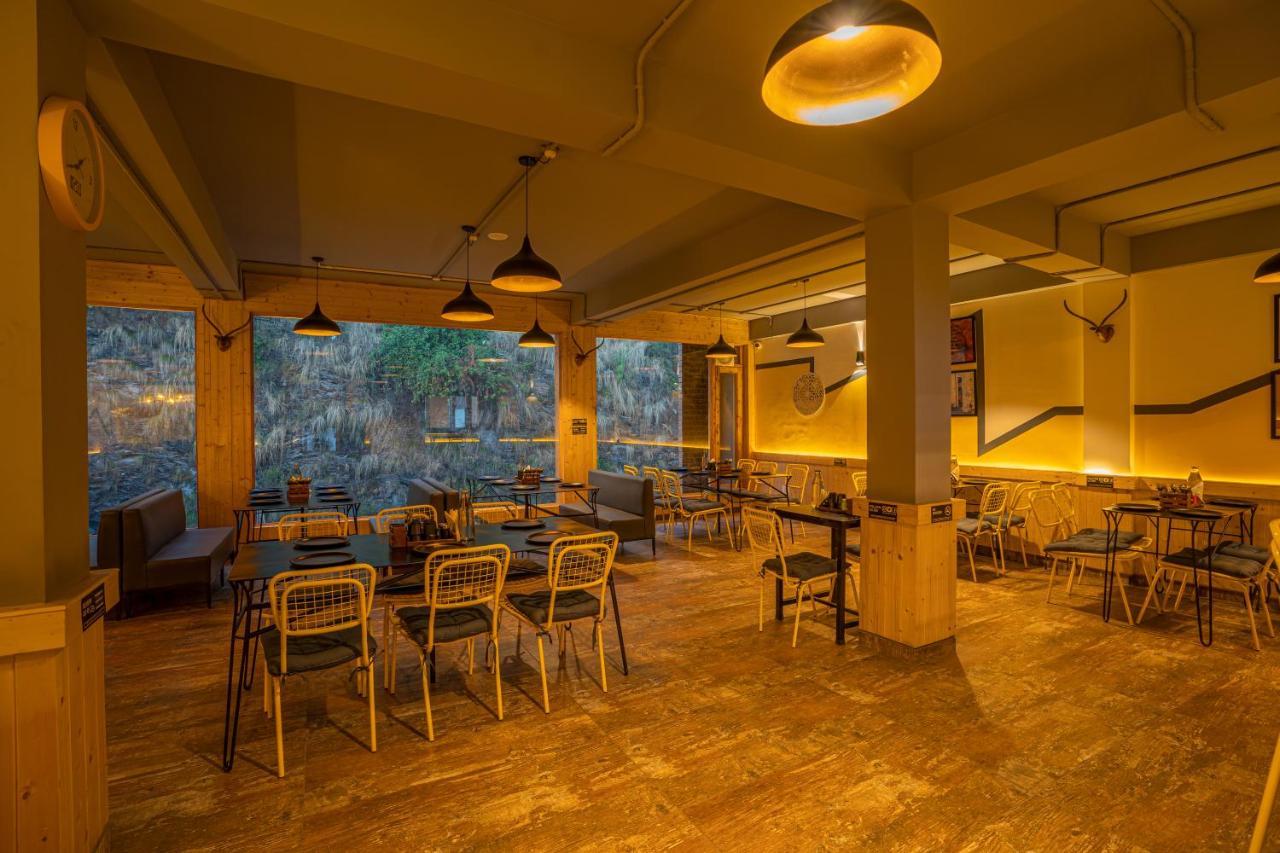 The Hosteller Kufri, Shimla Bagian luar foto